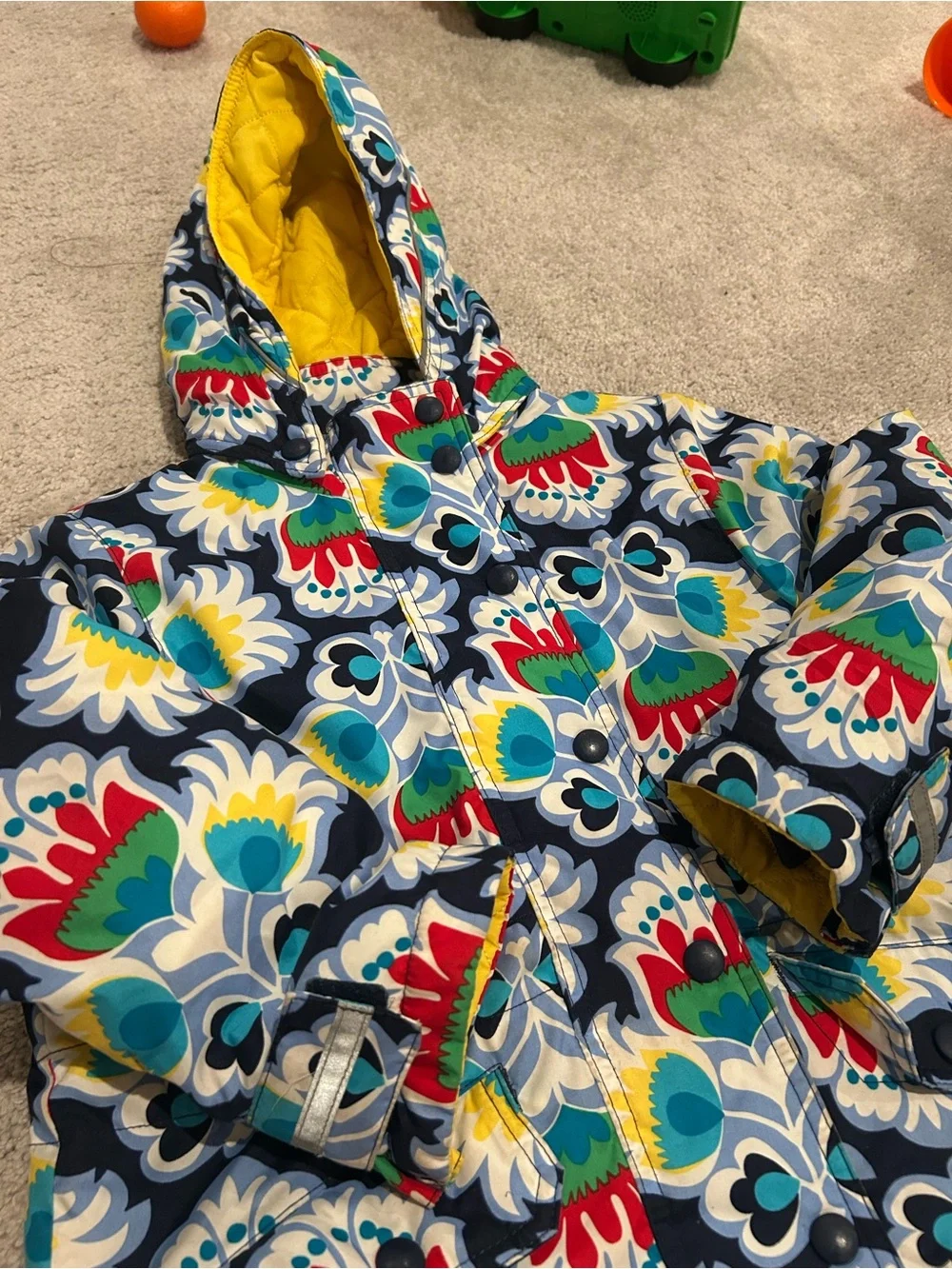 Hanna Andersson winter jacket quilted interior abstract print size 100 (4)